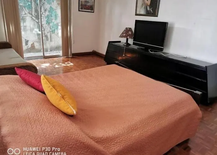 Casa Meyer's Bf Homes International House For Rent With Pool And Jacuzzi Accommodatie bij particulieren *