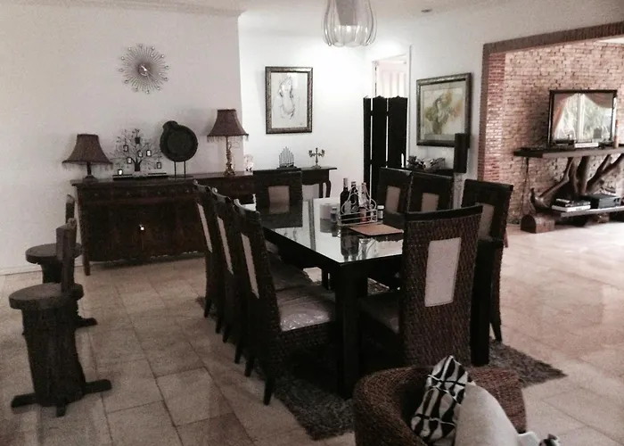 Casa Meyer's Bf Homes International House For Rent With Pool And Jacuzzi Manilla