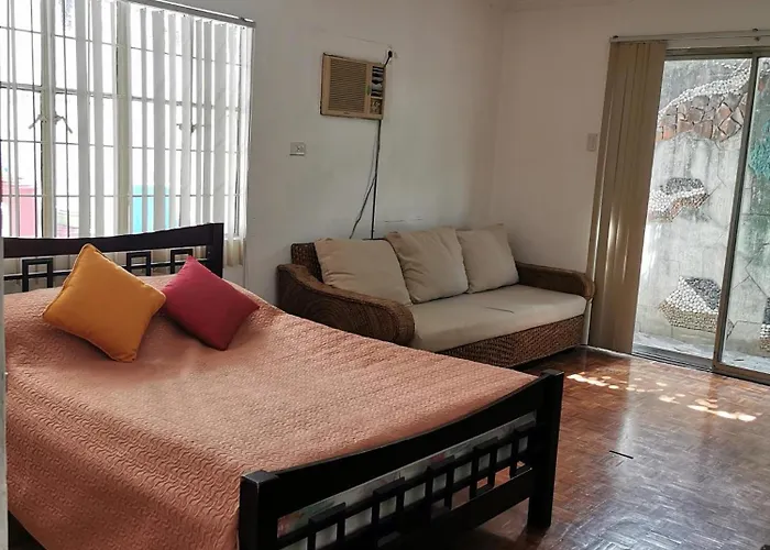 Casa Meyer's Bf Homes International House For Rent With Pool And Jacuzzi