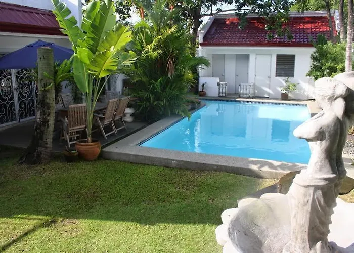 Casa Meyer's Bf Homes International House For Rent With Pool And Jacuzzi *